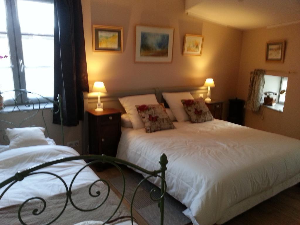 Relais St Jacques - Roanne Saint-Haon-le-Châtel Quarto foto
